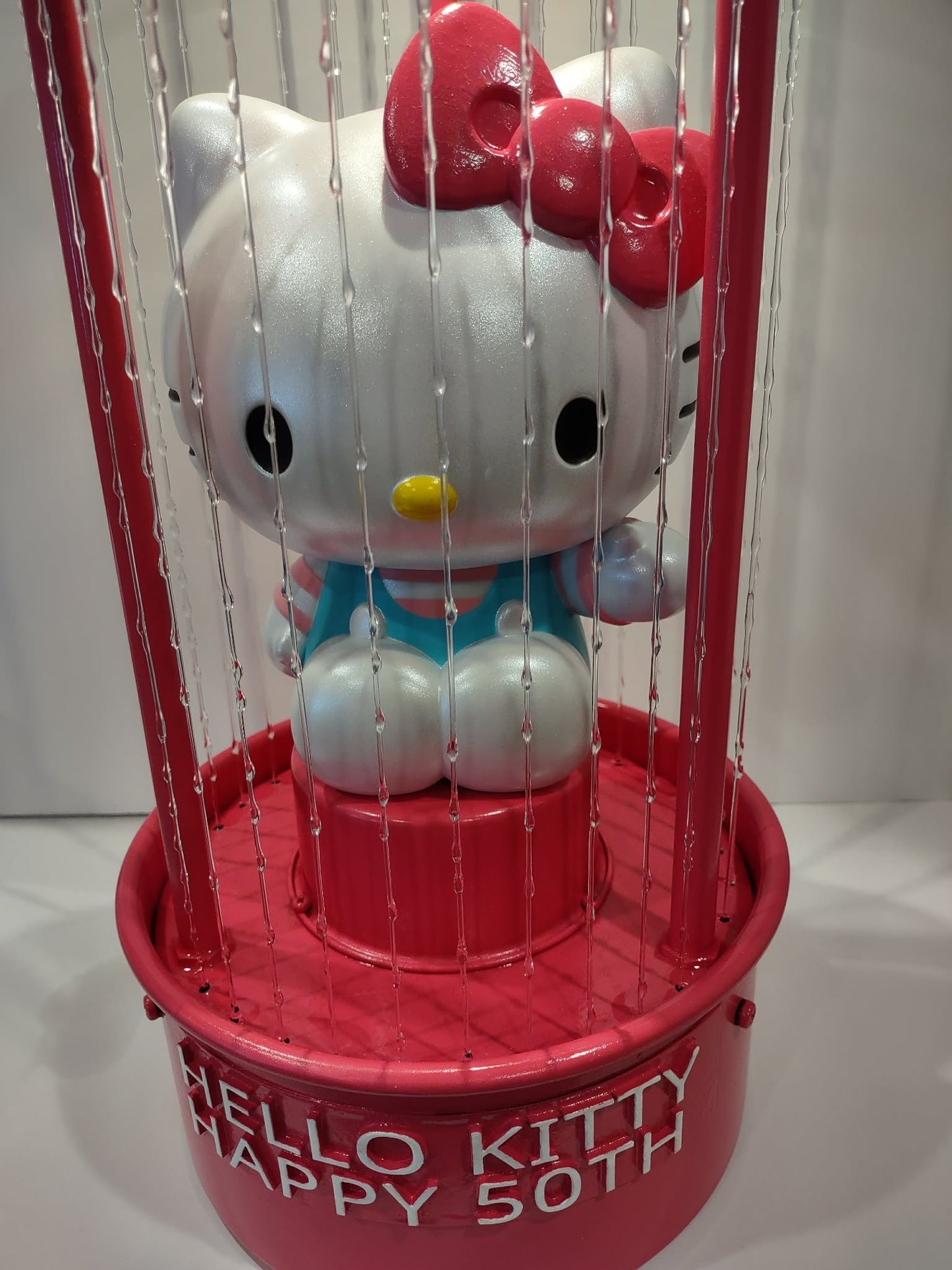 Hello Kitty Rain Oil Lamp